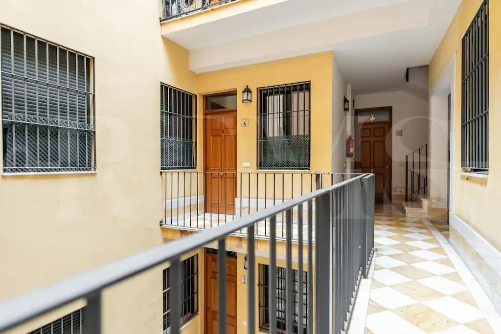 Elegant Apartment In The Heart Of Malaga By Rems