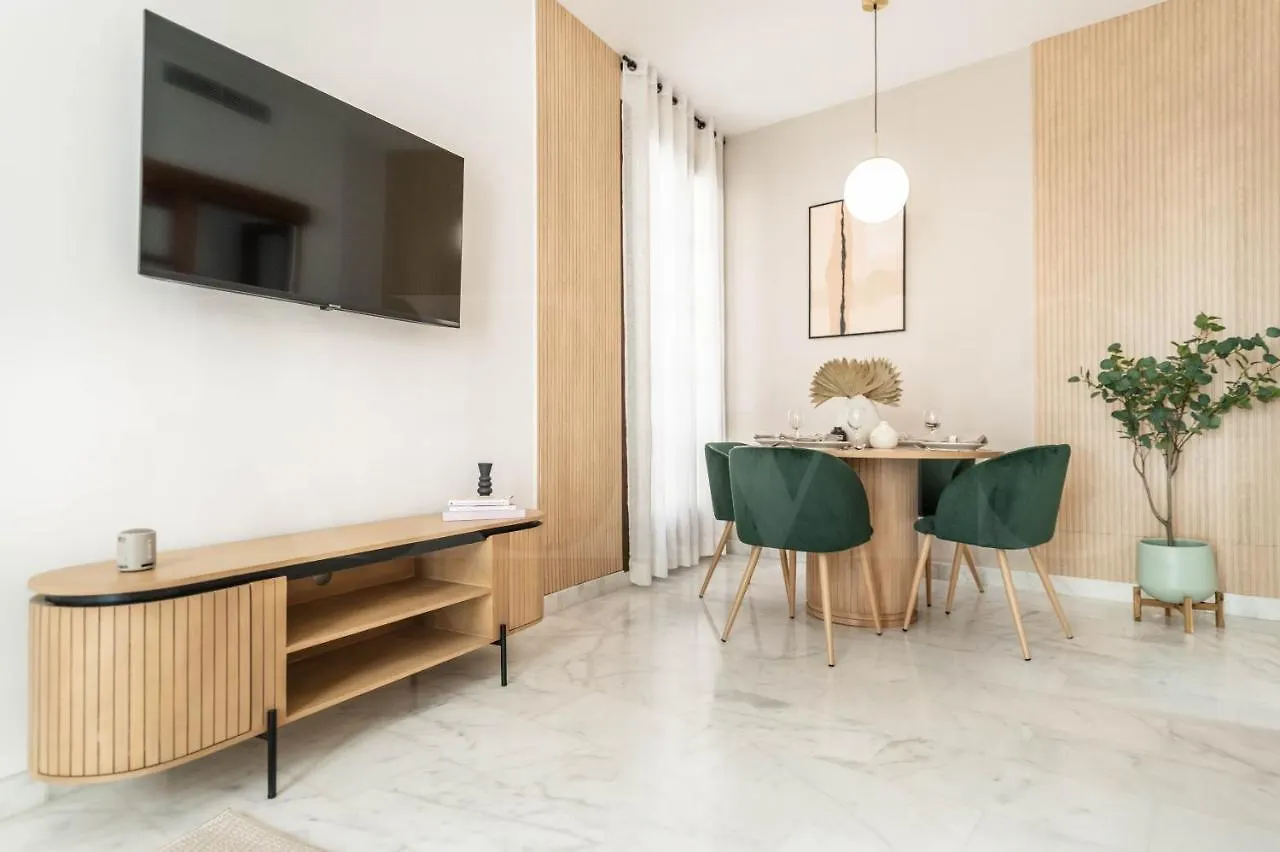 Elegant Apartment In The Heart Of Malaga By Rems 0*,