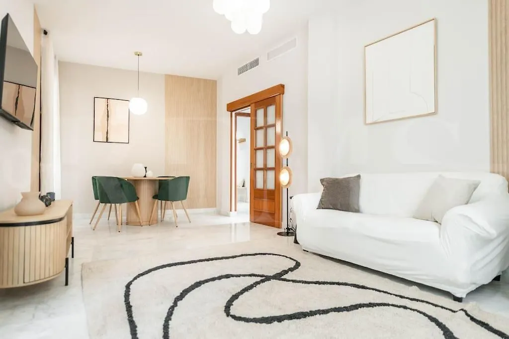 Elegant Apartment In The Heart Of Malaga By Rems